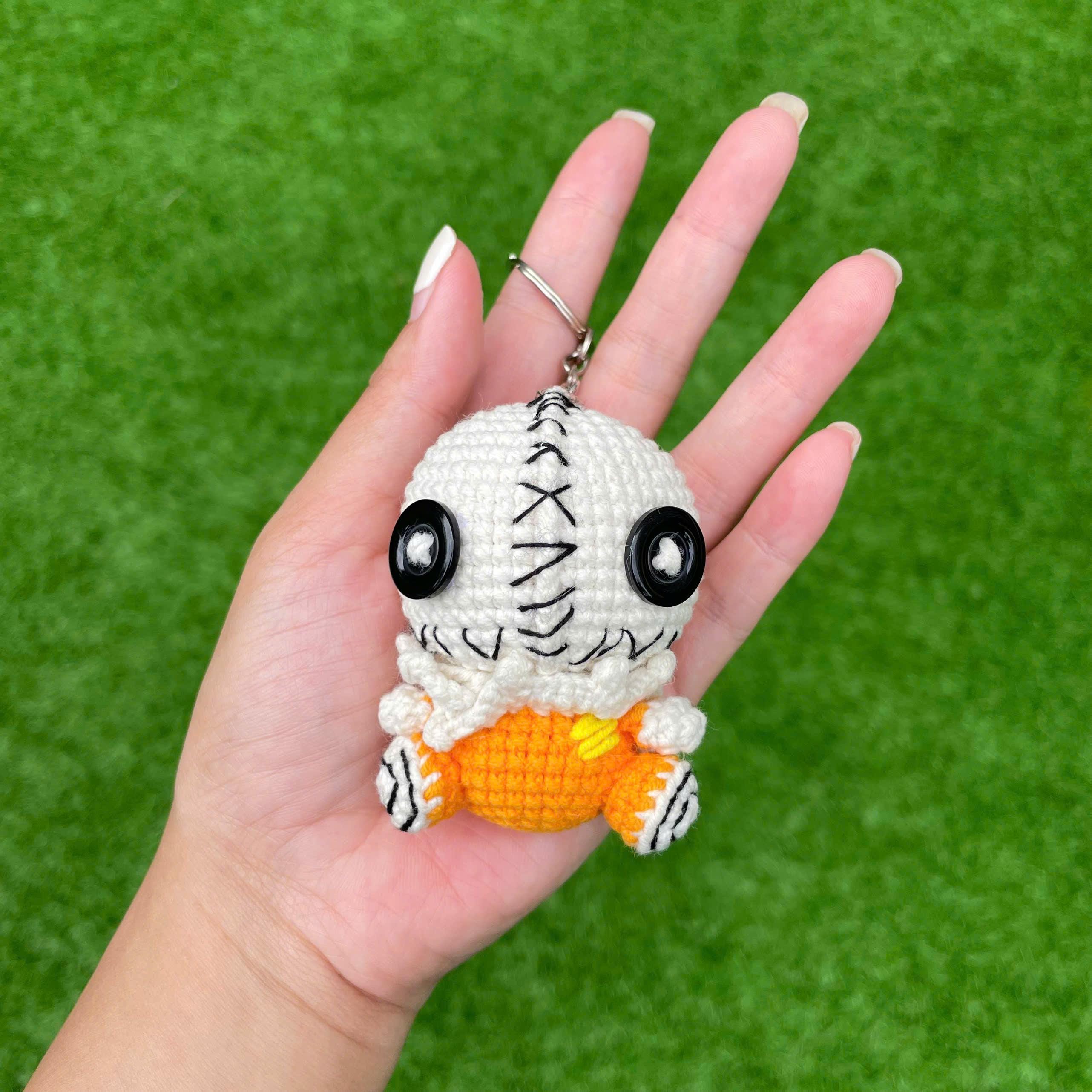 Creepy Crochet Halloween Sam Doll Keychain, Handmade Amigurumi Plush Charm, Spooky Bag Accessory, Horror Fan Gift, Scary Decoration
