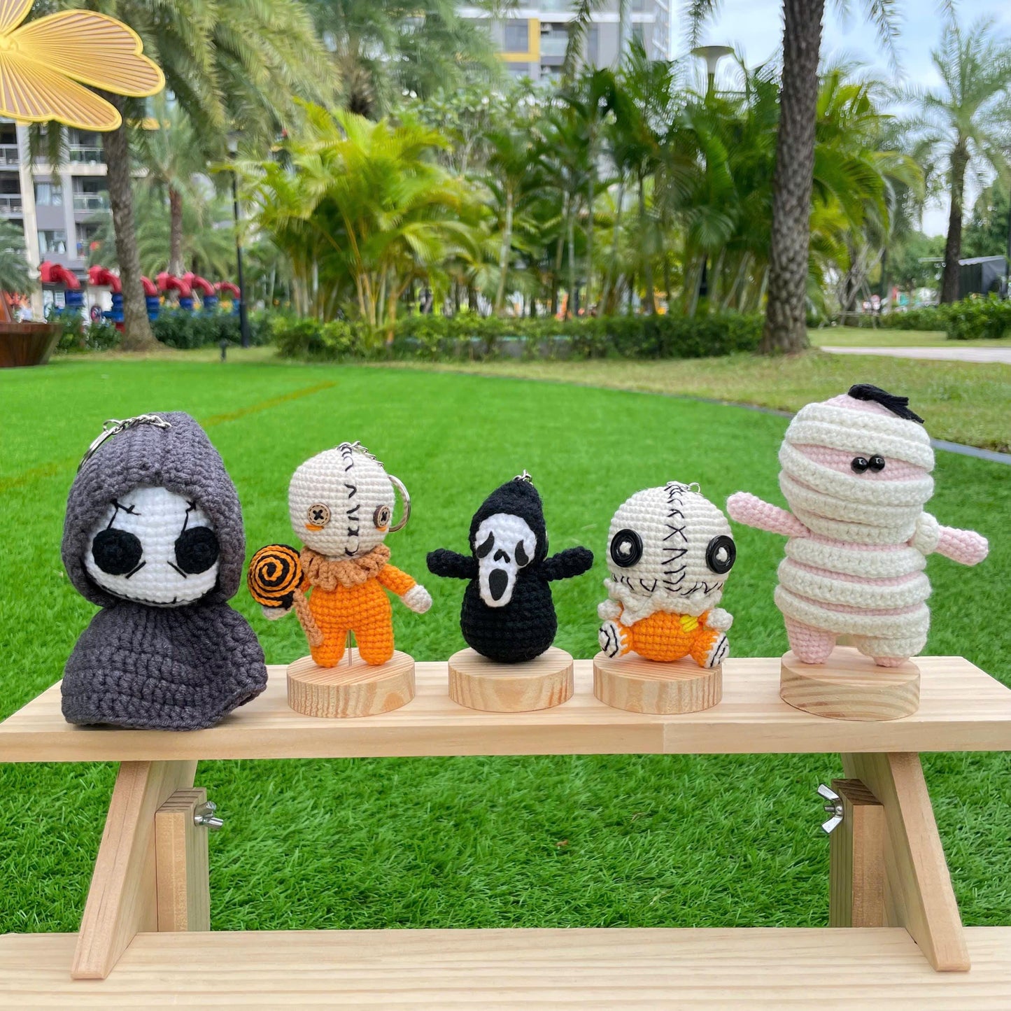 Handmade Crochet Halloween Creepy Scream Ghost Keychain