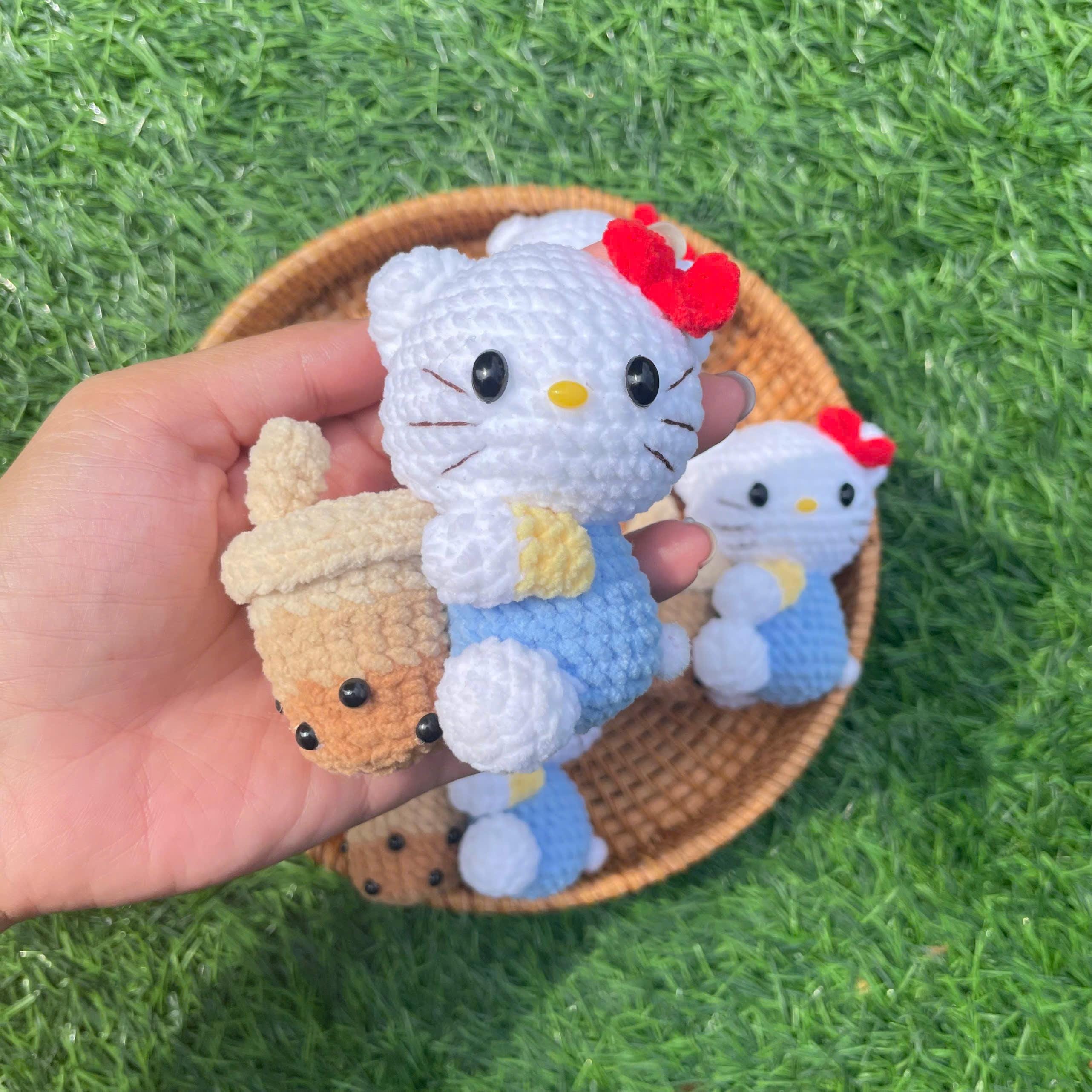 Handmade Crochet Hello Kitty Keychain