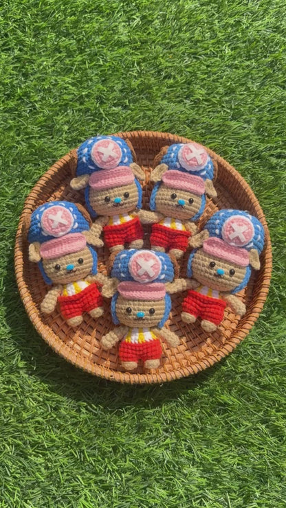 Handmade Crochet One Piece Keychain - Luffy, Naomi, Zoro, Sanji, Boa, Usopp, Chopper, Gear5