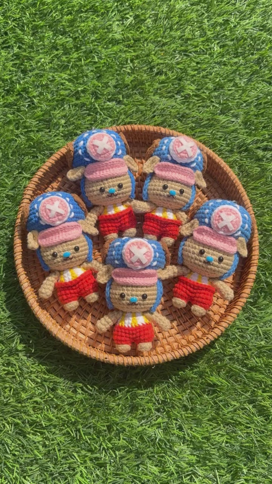 Handmade Crochet One Piece Keychain - Luffy, Naomi, Zoro, Sanji, Boa, Usopp, Chopper, Gear5