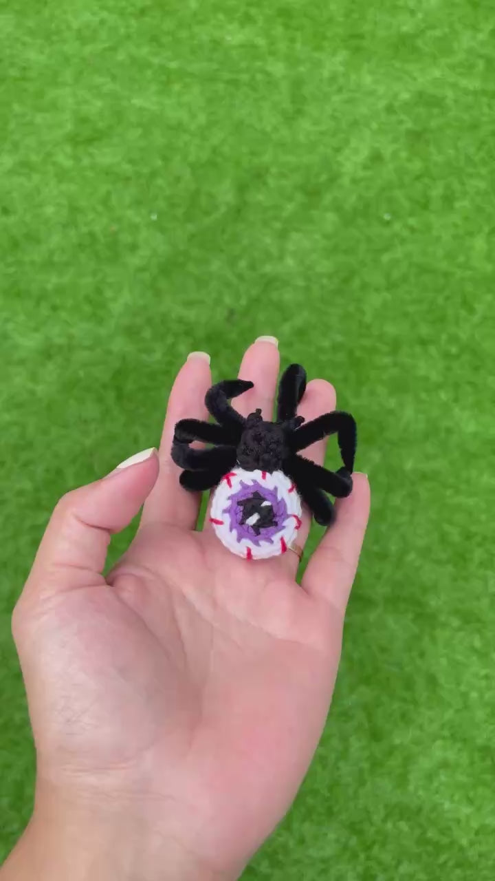 Handmade Crochet Creepy Halloween Spider Keychain
