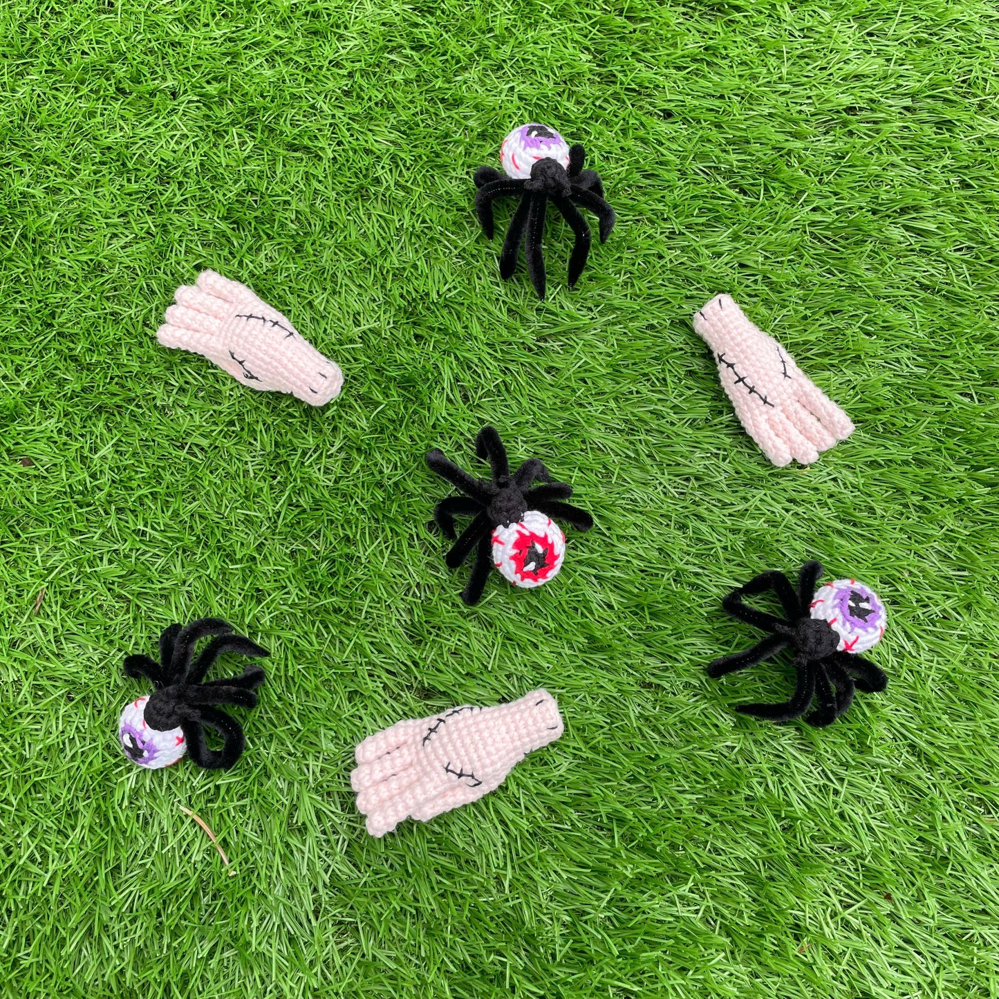 Handmade Crochet Creepy Halloween Spider Keychain