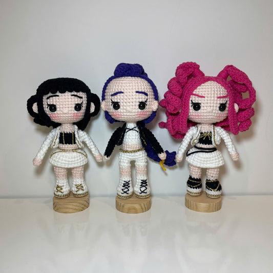 Handmade Crochet Huntrix Doll, KPop Demon Hunters (Small doll version)