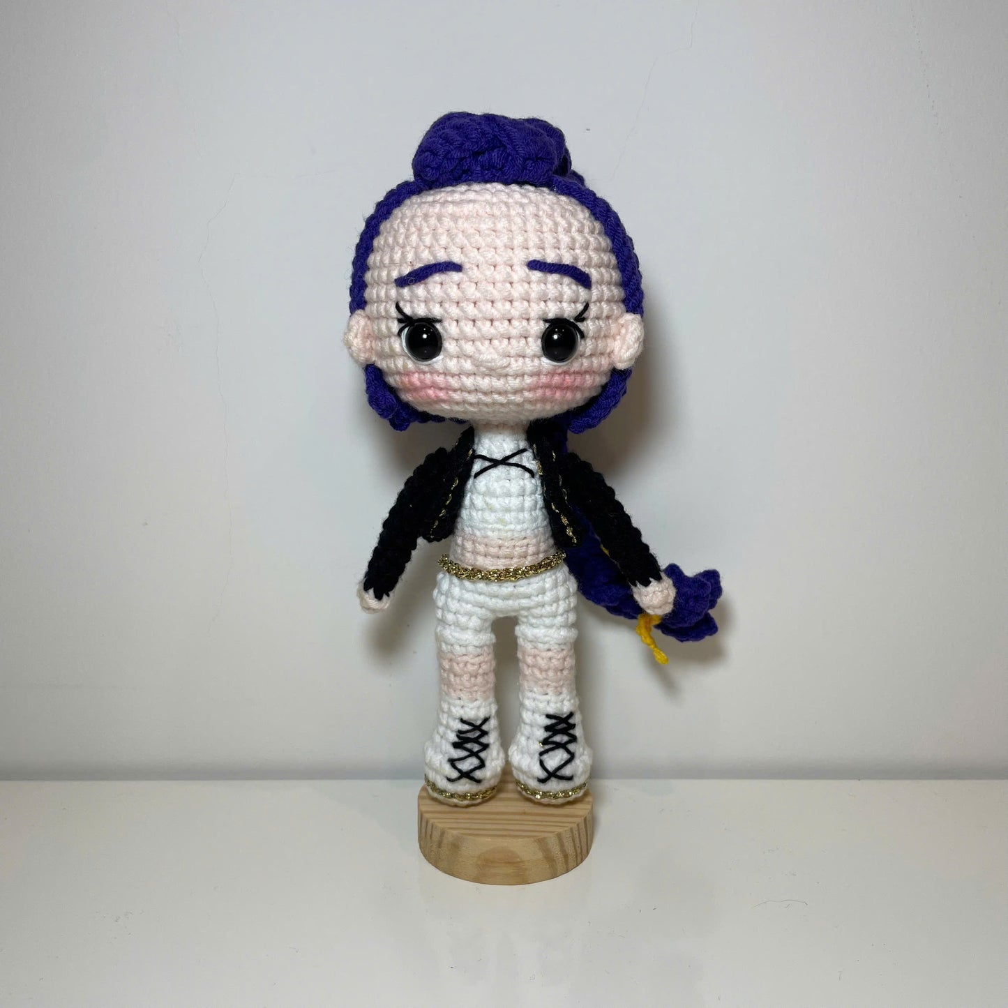 Handmade Crochet Huntrix Doll, KPop Demon Hunters (Small doll version)